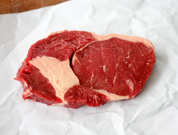 Simmentaler runderribeye dry-aged 1 Simmentaler runderribeye dry-aged